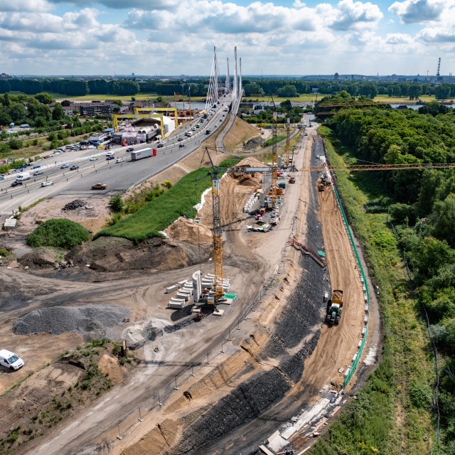 8-streifiger Ausbau der BAB A40 Duisburg, Baulos 5 8-streifiger Ausbau der BAB A40 Duisburg, Baulos 5