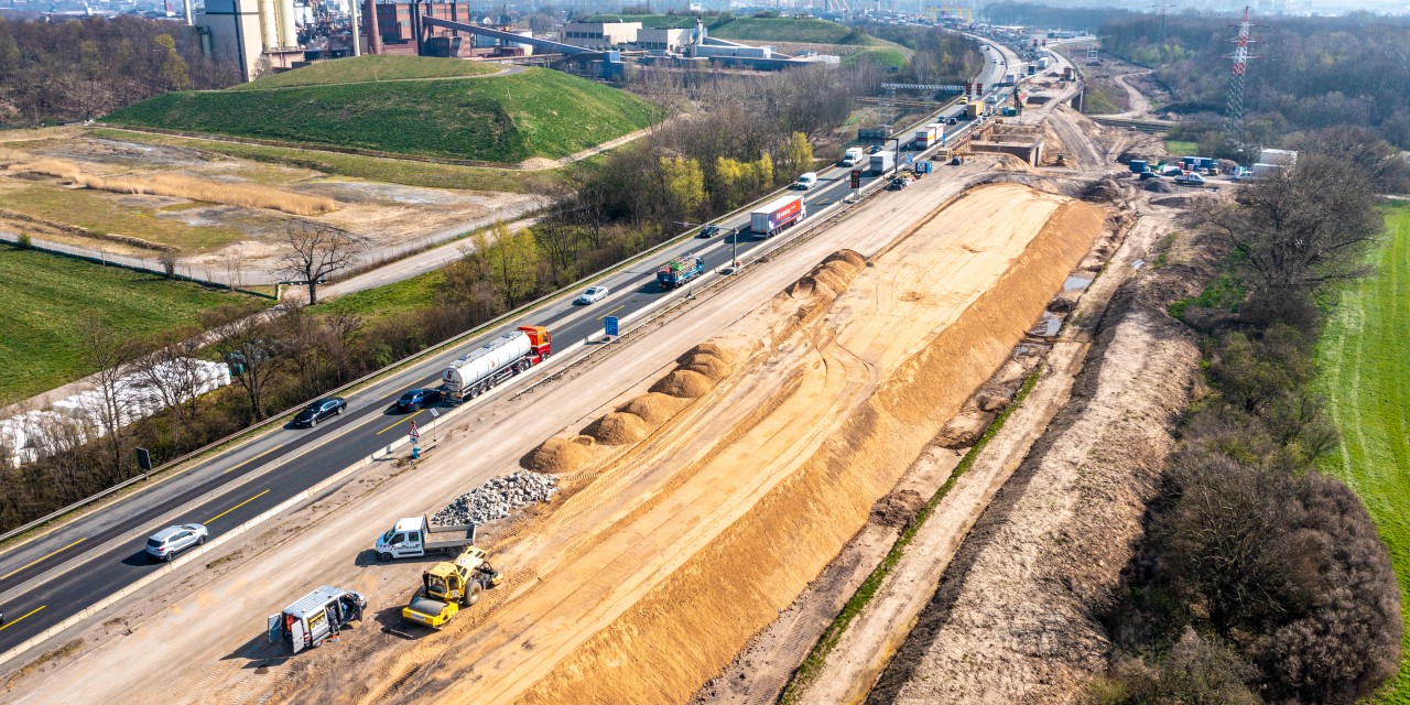 Enormer Baufortschritt an der A40 bei Duisburg