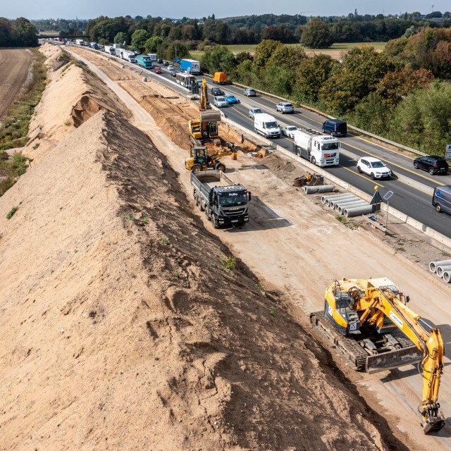 8-streifiger Ausbau der BAB A40 Duisburg, Baulos 5